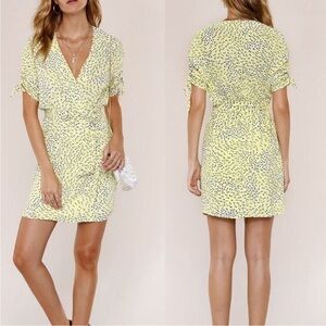 Heartloom dress with belt